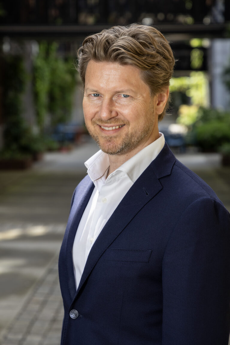 Alexander Stolze